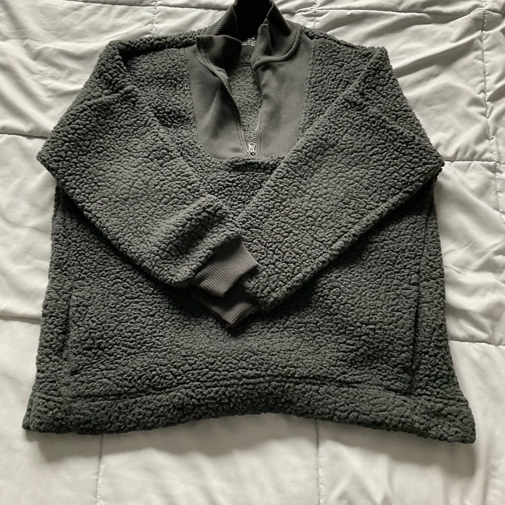 Aerie Gray Sherpa Quarter-Zip Jacket